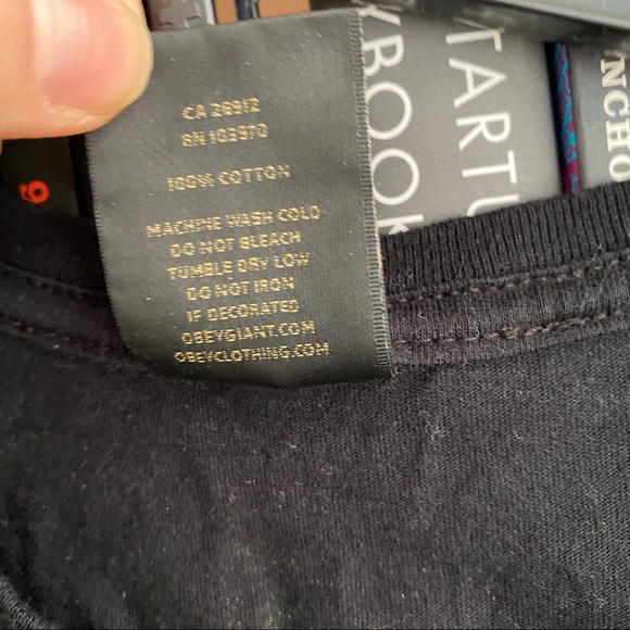 Obey tee - SALE - Picture 3 of 4